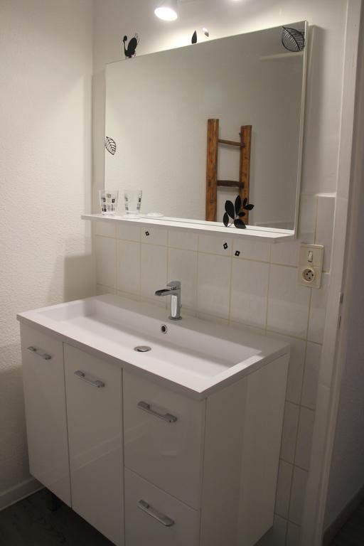 Le Chambron Apartment Condorcet Bagian luar foto